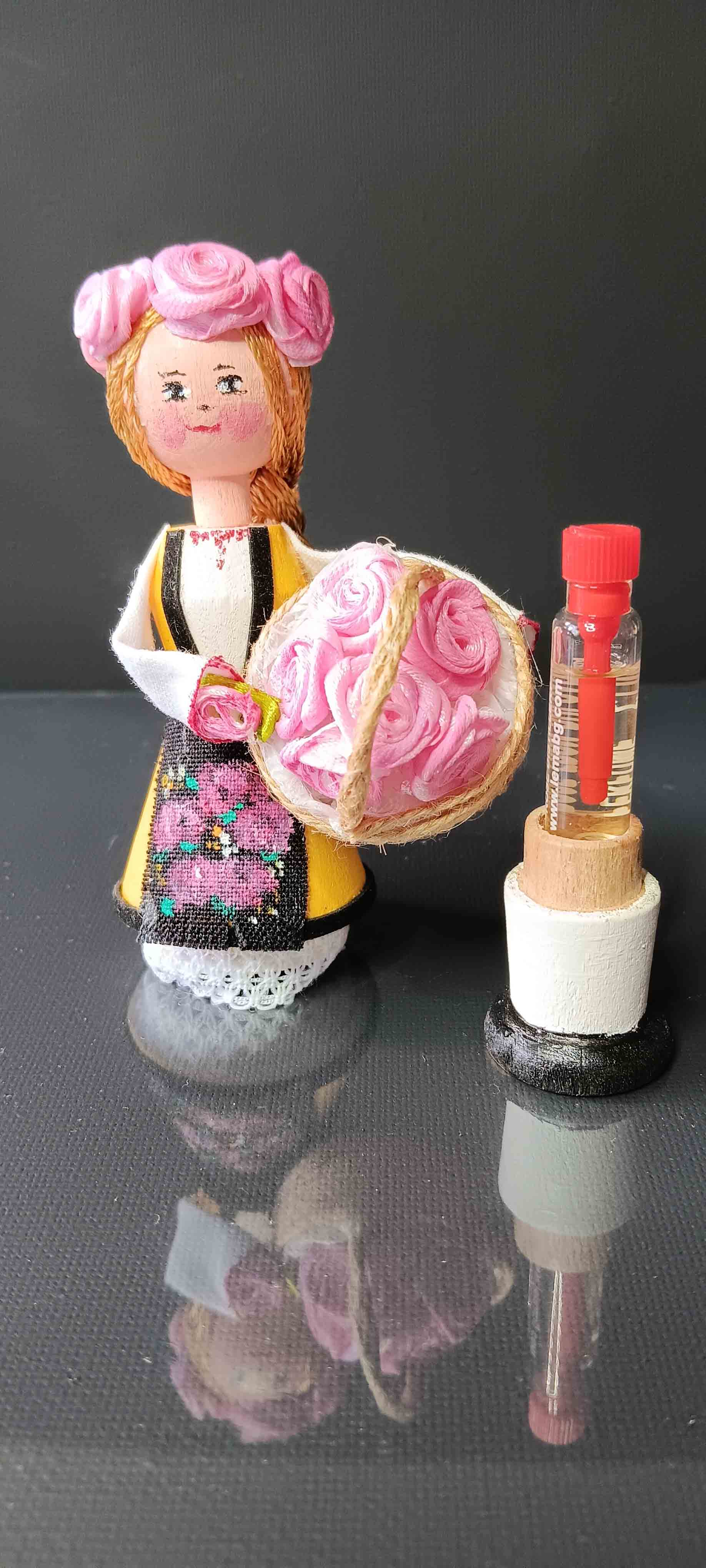 Wooden_doll-Rose_picker-oil_roses-Damascene-baskets_with_oil_roses-pink_roses-summer-rose_picker-women_hand_picking_roses-hand_painted-handmade