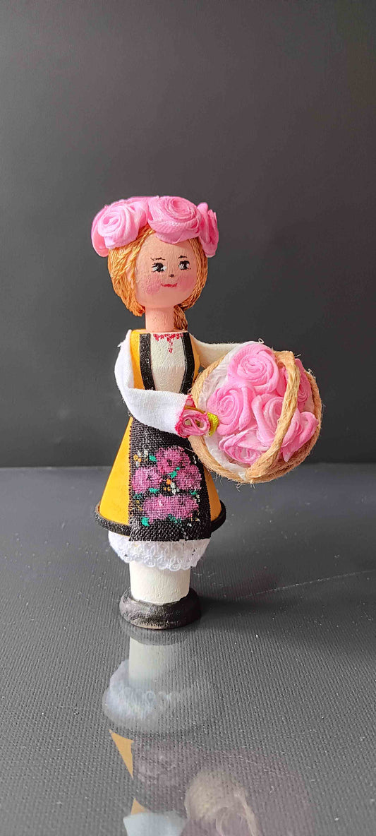 Wooden_doll-Rose_picker-oil_roses-Damascene-baskets_with_oil_roses-pink_roses-summer-rose_picker-women_hand_picking_roses-hand_painted-handmade