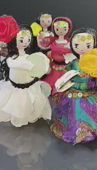 woodendoll, handmade, Romaethnicgroup, zingarella, gypsy, beautifulgypsy, beautifulgypsygirl, gypsydances, gypsydancer